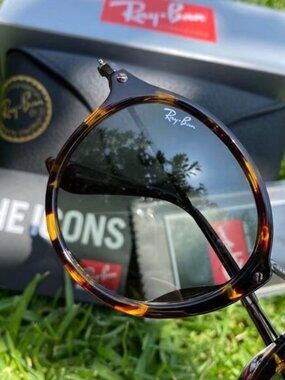 Ray-Ban 2447 Round Brown Tortoiseshell 49MM